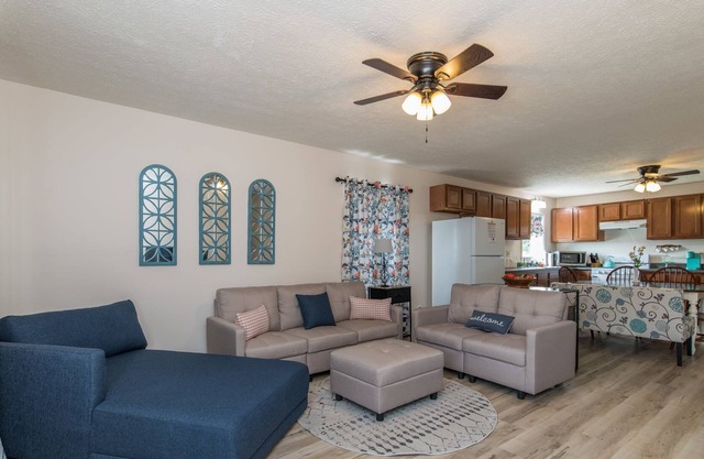 Hot Tub, WiFi, Pond - Large Family Cottage - Gorgeous View Cottage - Red River Gorge, Kentucky!