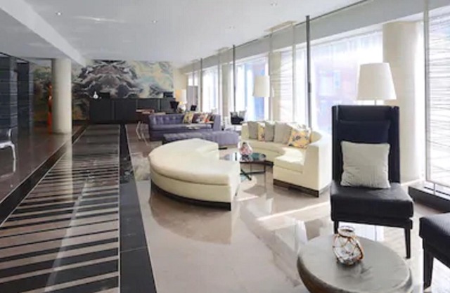 HOTEL 10