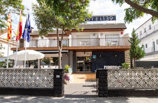Hotel 139