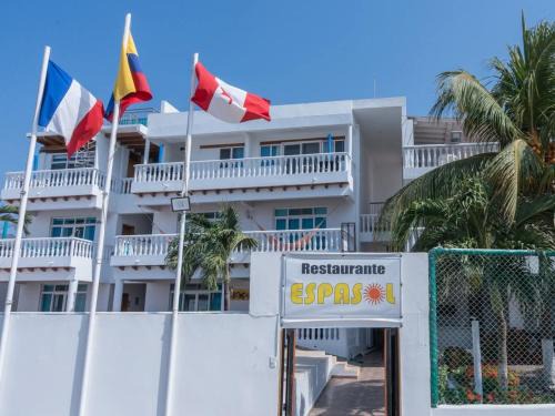 hotel 3 banderas Manzanillo del Mar