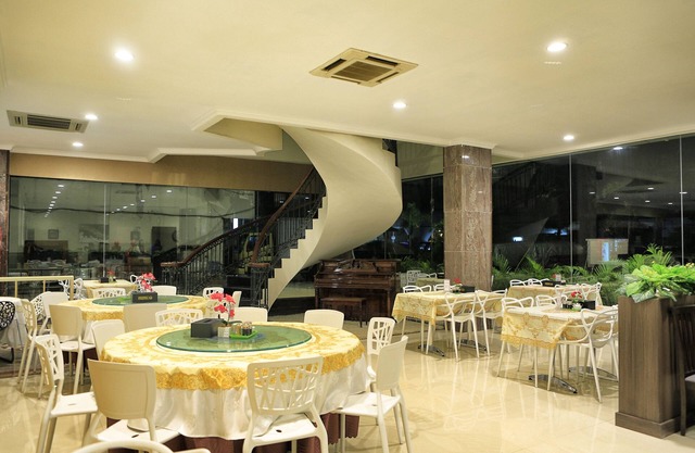 Hotel 55