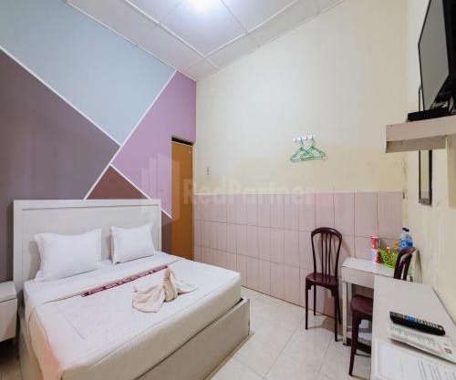 Hotel 78 Parapat Mitra RedDoorz