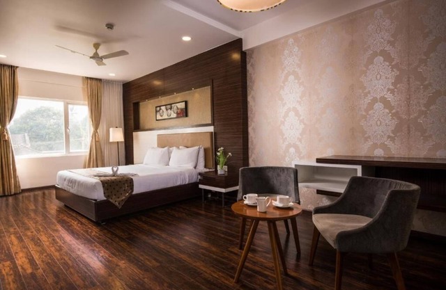 HOTEL AADRIKA