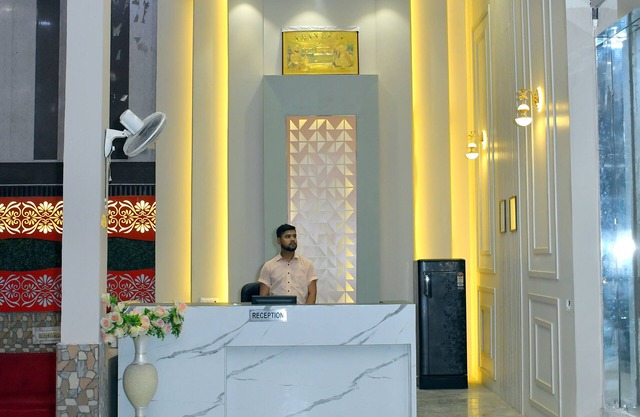 Hotel Aalishan Garden