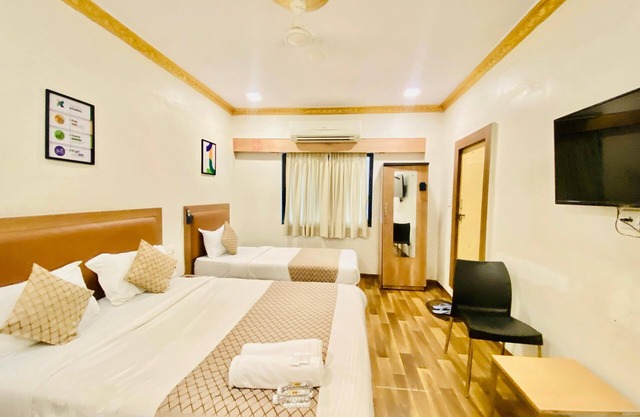 Hotel ABC - Satellite Prahladnagar