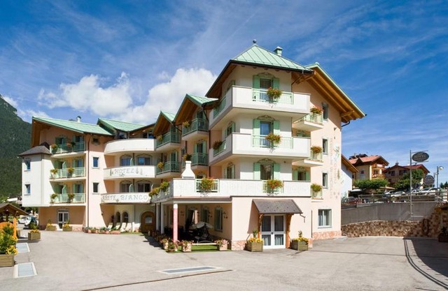 Hotel Abete Bianco