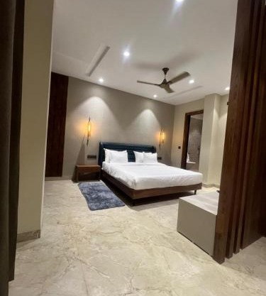 hotel abhilasha pachmarhi '