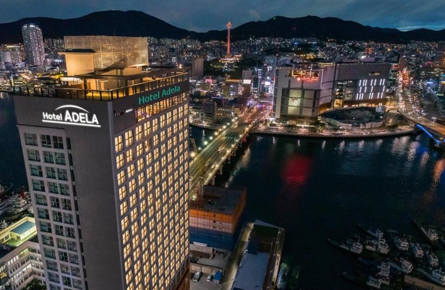 Hotel Adela