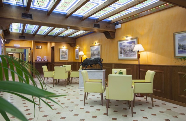 Hotel Agora Juan de Austria