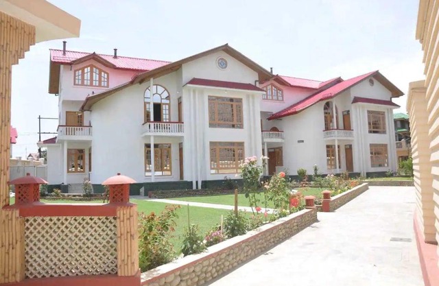 Hotel Al Azrah