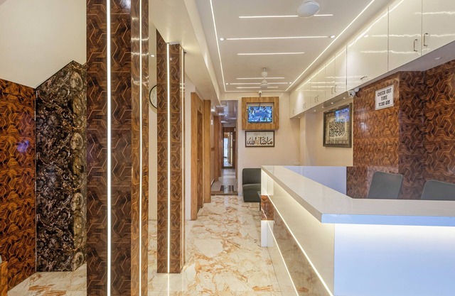 Hotel Al Madina Palace