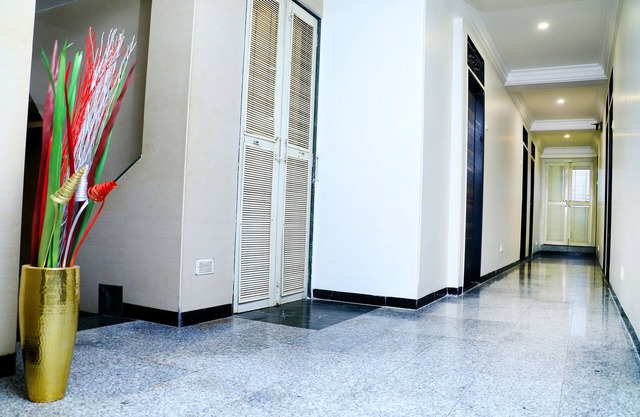 Hotel Alka Residency