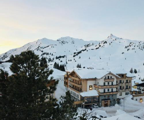 Hotel Alpenland