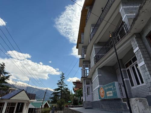 Hotel Alpine Himalayan View , Manali By The Premium Villa