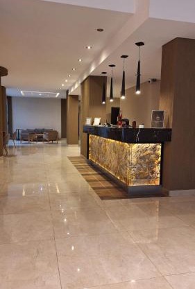 Hotel Alvarado Suites