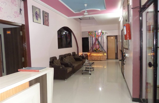 Hotel Amit Plaza