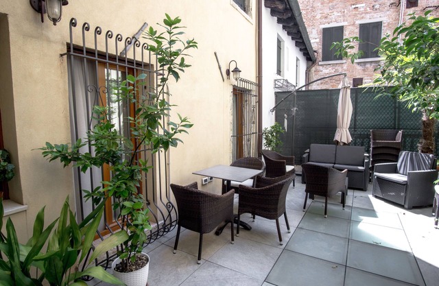 Hotel Antigo Trovatore