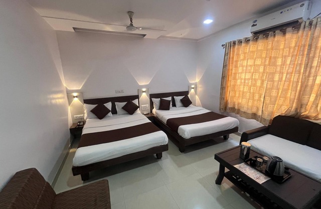 Hotel Anupam