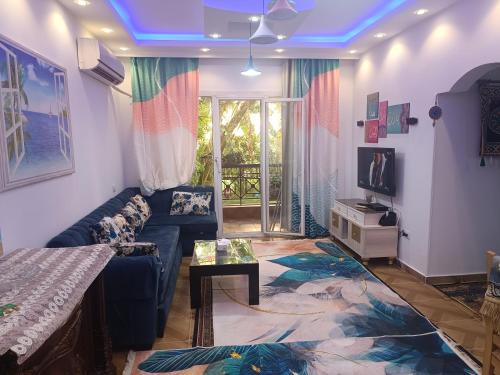 Hotel apartment in Sheikh Zayed City