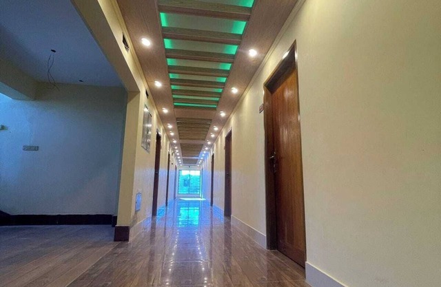 Hotel Apon Palace