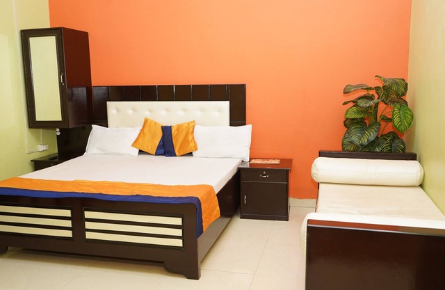 Hotel Apoorva