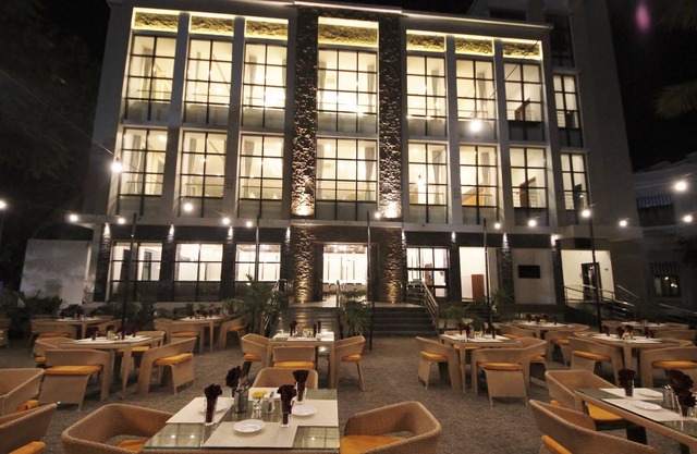 Hotel Aram