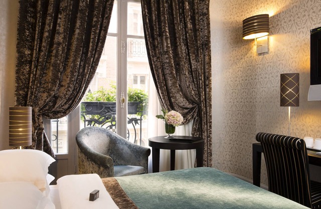 Hotel Ares Eiffel