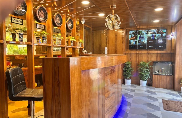 HOTEL ARTS PALACE