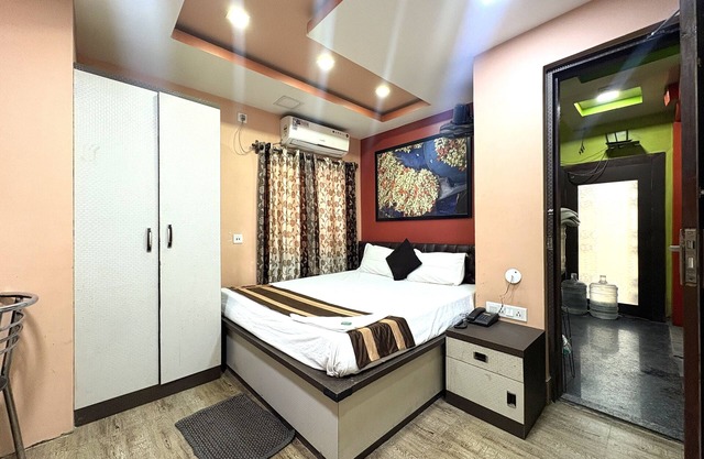 Hotel Asmeet Kolkata