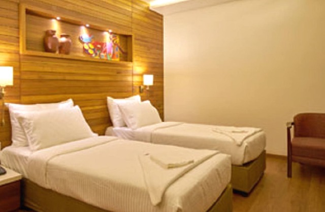 Hotel Atharv
