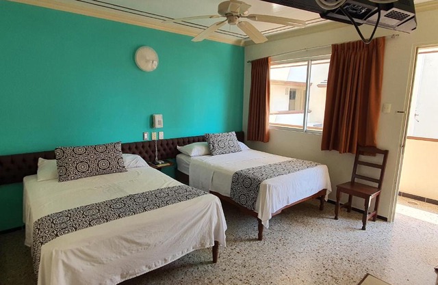 Hotel Atlantico a 150 mts de Playa Martí