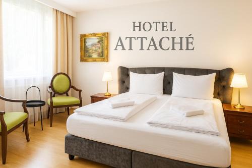 Hotel Attaché l contactless check-in
