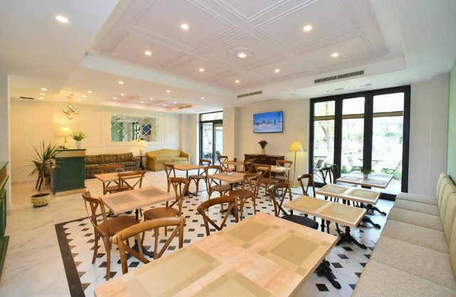 Hotel Avenue 30
