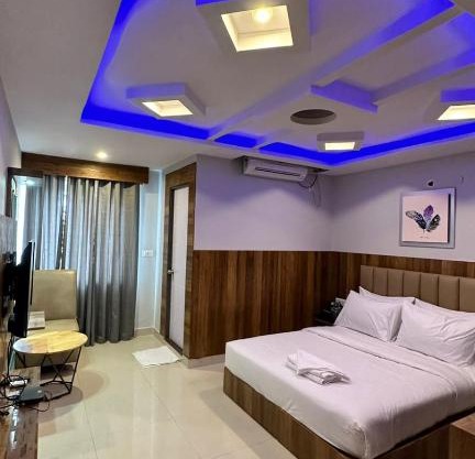 Hotel Avenue Suites Near International Airport Bangalore
