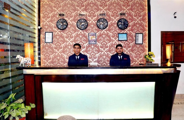 Hotel B.R. Inn