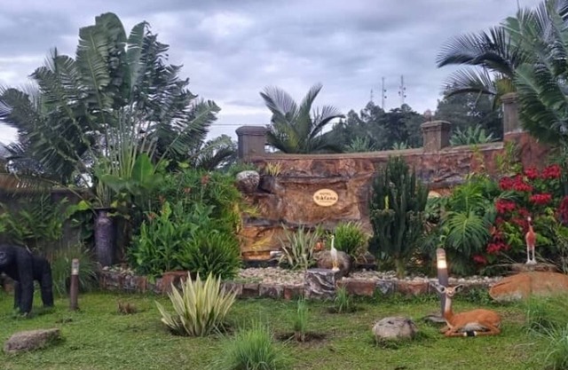 Hotel Bafana International