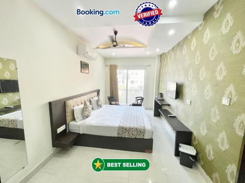 HOTEL BAGGA KUTEER ! HARIDWAR होटल बग्गा कुटीर ஹோட்டல் பக்கா குடிசை fully-Air-Conditioned-hotel, lift-wifi-and-Parking-availability near Ganga Ghaat and Mansa Devi Temple - 2