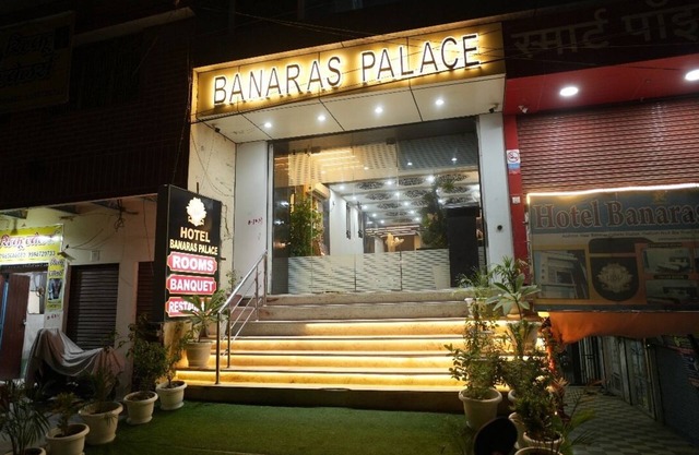 Hotel Banaras Palace