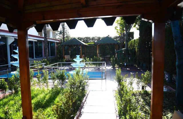 Hotel Bardhi