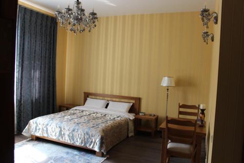 Hotel Barin House готель с бомбосховищем