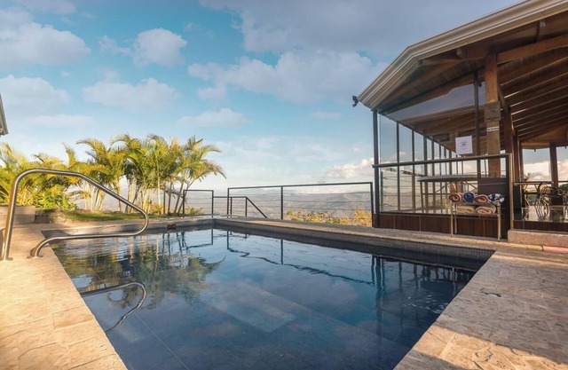 Hotel Barons Resort