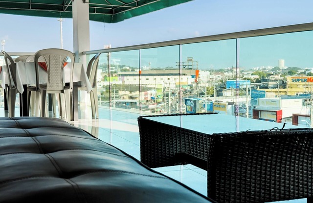 Hotel Bazurto Plaza
