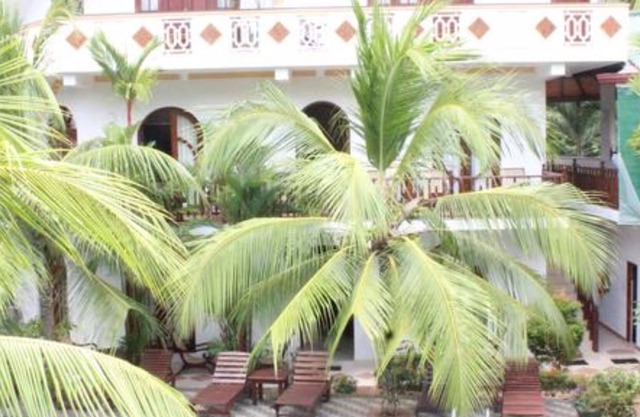 Hotel Bentota Village
