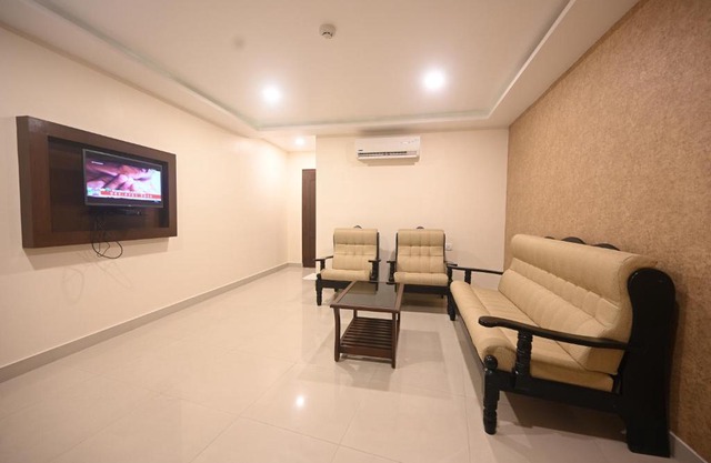 Hotel Bhagavath Gardens