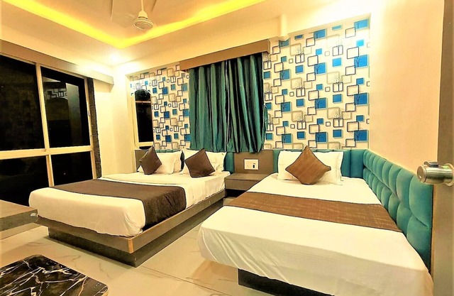 Hotel Bhavya Raj