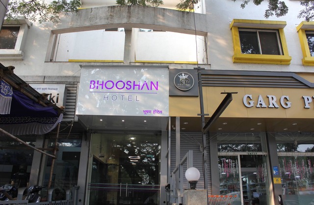 Hotel Bhooshan Airport road