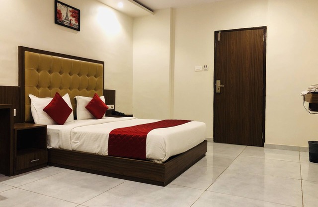 Hotel BKC Garden