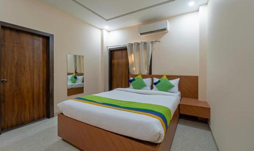 Hotel Blue Heaven
