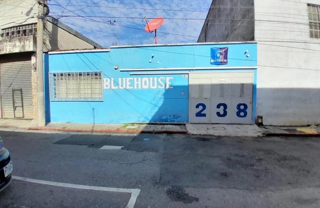 Hotel Bluehouse