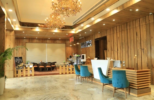 Hotel Bravia Pancheel - By Satguru